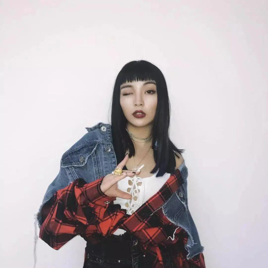 手撕柔弱标签实力诠释第一女rapper